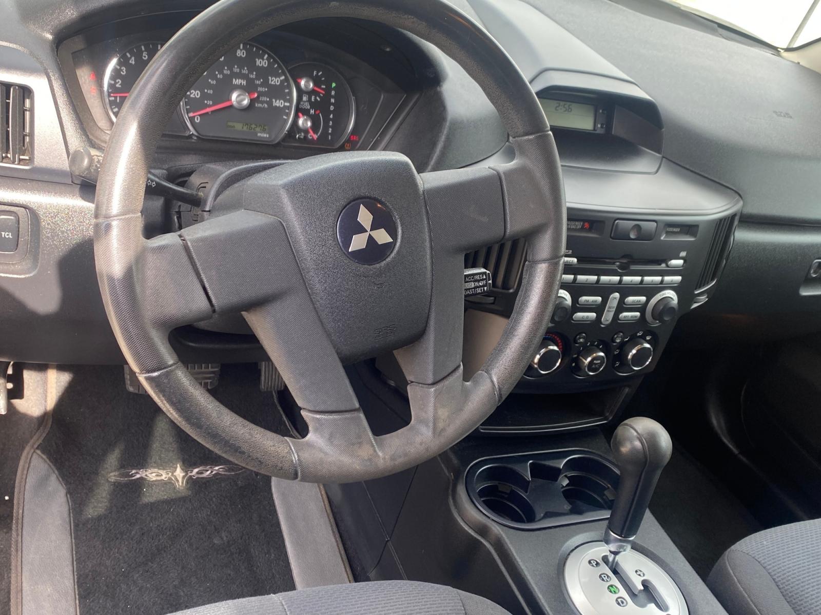 2006 /GREY Mitsubishi Endeavor (4A4MM21S26E) with an V6 3.8 LITER engine, AUTOMATIC transmission, located at 44356 Date Ave., Lancaster, CA, 93534, (661) 945-6555, 34.688919, -118.139374 - Photo #2